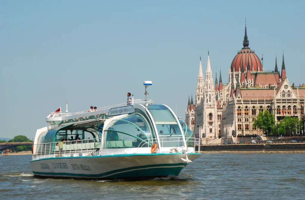 DANUBIO DAY CRUISE