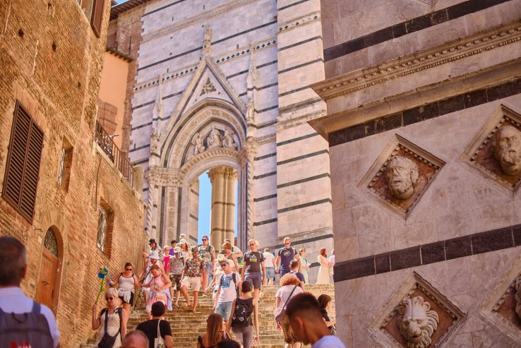 day trips to tuscany from rome