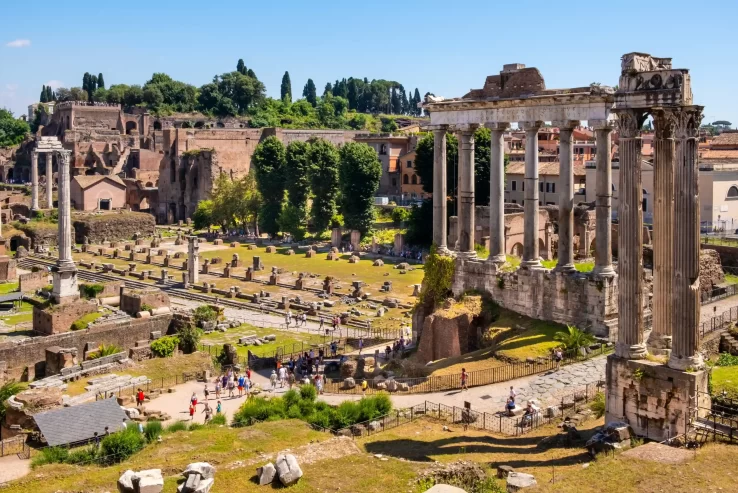Paseando por la Via Sacra en el Foro Romano