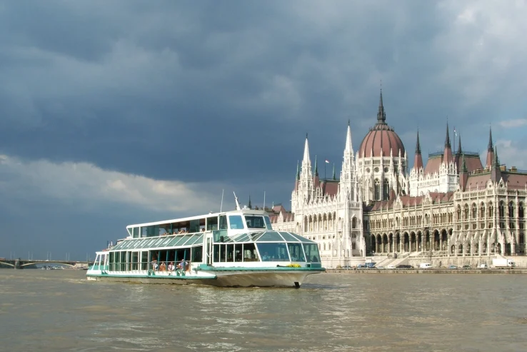 DANUBIO DAY CRUISE